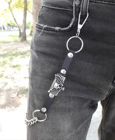 Metal Punk Rock Layered Chain Keychains For Men Women Waist Key Chain Wallet Jeans Hip-hop Pants Belt Chains Jewelry Skull Pants Chain ! Material: High Quality Leather and Steel Size : 60 CM  Due to the light and screen difference, the item's color may be slightly different from the pictures. Please understand. Make sure you don't mind before you bid. Please allow 10-20mm differences due to manual measurement Estimated time of delivery will also take about 21 to 35 days. Belt Chains, Keychains For Men, Key Chain Wallet, Skull Pants, Pants Chain, Pant Chains, Hip Hop Pants, Mens Keychains, Women Waist