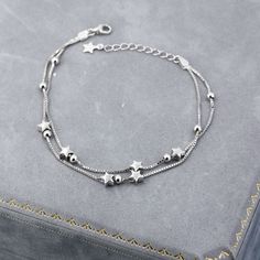 Silver Jewellery Bracelet, Star Silver Necklace, Cute Bracelets Silver, Silver Chain Bracelets, Gelang Item, Delicate Silver Jewelry, Cute Necklaces Silver, Silver Star Jewelry, Cute Jewelry Silver