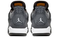 Nike Air Jordan 4 Retro Cool Grey A shoe that first made its debut back in 2004, it has since become an absolute classic. Grey tone makes its perfect for any outfit. Jordans Collection, Jordan 4 Retro Cool Grey, Nike Air Jordan 4 Retro, Vapour Max Nike, Nike Air Jordan 4, Nike Sacai, Low Air Jordan 1, Womens Air Jordans, Classic Grey