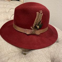 Nwt Women's "Priscilla Lane" By Goorin Bros 100% Wool Brick Red/Maroon Colored Fedora. Kept Stored. Great Shape. Great Condition. Size Small. Super Cute & Stylish! Comes With Feather. Burgundy Fedora, Priscilla Lane, Dressy Hats, Goorin Bros, Red Maroon, Maroon Color, Brick Red, Fedora, Super Cute