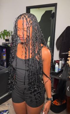 Goddess Twist Braids Hairstyles, Twisted Goddess Braids, Twists Weave Black Women, Knowles’s Hairstyles, Sinagalease Twist Long, Small Twist With Curls, Passion Twists Braids Medium, 13x6 Vs 13x4 Frontal, Passion Twists Knotless