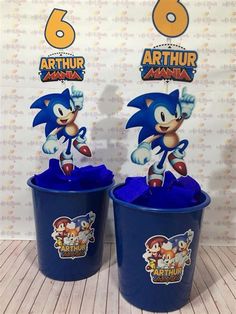 sonic the hedgehog cupcake toppers are on display