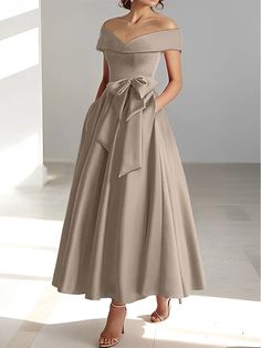 A-Linien-Kleid für Hochzeitsgäste, elegantes Kleid, halbformelles Kleid, wadenlang, kurze Ärmel, schulterfrei, Tasche, Satin mit Schleife(n), 2024 2024 - $118.99 Dresses With Pockets, Bride Dresses, Tea Length, Kentucky Derby, Pink Candy, Mother Of The Bride Dresses, Mode Outfits, Bride Dress, Special Occasion Dresses