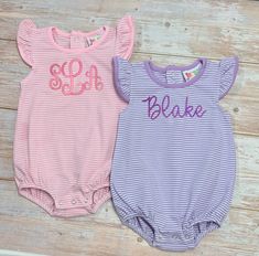 "Personalized Baby Girl flutter sleeve bubble sunsuit, monogrammed baby girl romper, striped bubble, girl sunsuit with name, Custom baby sunsuit, girl bubble, baby girl romper Adorable 100% cotton knit bubble with flutter sleeves from Jellybean by Smock Candy is available in pink stripe or lavender stripe Perfect for personalization with your choice of name or monogram, Great quality soft cotton has two button closure in the back and metal snaps at crotch for easy diaper changes. Embroidery is s Monogram Baby Girl, Personalized Burp Cloth, First Birthday Outfit Girl, Combi Short, First Birthday Outfit, Going Home Outfit, Baby Monogram, Pink Baby Girl