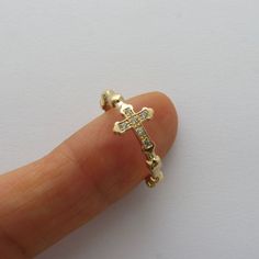 RR2019-S Sterling Silver 925 Solid Rosary Ring Cubic Cross Weight : Approx 2.0g±30% Width:Approx 1.9mm±10% Thickness: Approx 1.9mm±10% Stone: Approx1.3mm±10% Cubic =Ring weight varies according to size. Shipping Method Shipment EMS Express Mail Service It usually takes 5~10 working days for the package to arrive from the date of shipment depending on the country and postal system. Rosary Ring, Dope Jewelry Accessories, Jewelry Accessories Ideas, Dope Jewelry, Nail Jewelry, Jewelry Lookbook, Christian Jewelry, Dream Jewelry, Ear Jewelry