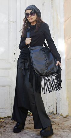 Fancy Handbags, Leather Fringe Handbag, Leather Fringe Bag, Boho Purse, Everyday Tote Bag, Leather Cross Body Bag, Black Leather Tote Bag, Genuine Leather Totes, Fringe Bags