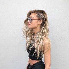 25 Side Braid Hairstyles Which Are Simply Spectacular Side Braid Hairstyles, Braided Prom Hair, Fesyen Rambut, Fishtail Braid, Hair 2018, Penteado Cabelo Curto, Side Braid