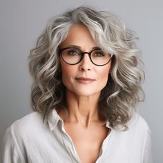 Grey Hair And Glasses, Hairstyles For Women Over 60, Layered Haircuts For Medium Hair, Layered Hairstyles, Hairstyles For Women, Elegant Hairstyles