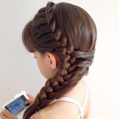 Lace braid by @mimiamassari Side Braid Hairstyles, Side Braid, Hairstyles For School, Pretty Hairstyles, Kids Hairstyles, Hair Tutorial, Easy Hairstyles, Girl Hairstyles, Beautiful Hair