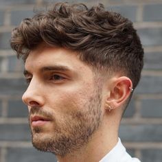 Wavy Taper For Thick Hair Man Haircut, Men's Cuts, Hair Man, Thick Wavy Hair, Mens Hairstyles Thick Hair, Male Hair, Wavy Hair Men, Wavy Haircuts