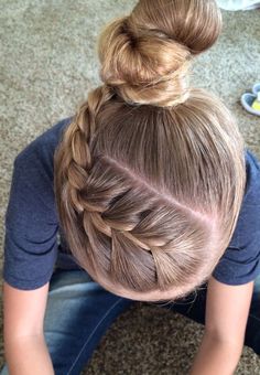 Cute Volleyball Hairstyles Braids, Cute Volleyball Hairstyles Easy, Game Day Hairstyles Volleyball, Hairstyles For Volleyball, Cute Volleyball Hairstyles, Preppy Hairstyles, Volleyball Game, Ball Hairstyles