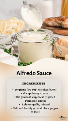 the ingredients to make alfredo sauce are shown