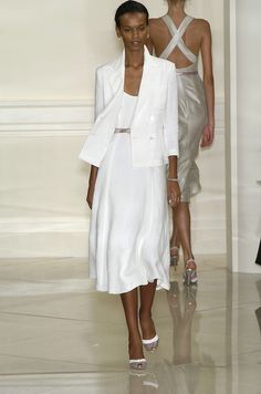 Ralph Lauren at New York Fashion Week Spring 2005 - Runway Photos Seoul Wedding, Ladylike Outfits, Elegant Lounge, Style Inspiration Spring Summer, Liya Kebede, Ralph Lauren Style, Boho Look, Fashion Week Spring, Primavera Estate