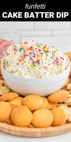 white dip with colored sprinkles in bowl with vanilla wafers on side Easy Appetizers Desserts, Cake Mix Dessert Dips, 1st Birthday Party Snacks, Fun Dips Recipes Easy, Cake Batter Dip Funfetti, Easy Sweet Dips For A Party, Birthday Cake Dip Recipes, Vanilla Wafer Dip Recipe, Cake Dip Funfetti