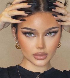 Ball Makeup, Elegantes Makeup, Natural Prom Makeup, Ideas De Maquillaje Natural, Makeup Looks For Green Eyes, Prom Eye Makeup, Flot Makeup, Prom Makeup Looks, Formal Makeup