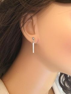 Silver Bar Earrings, Small Dangle Earrings, Long Chain Earrings, Minimalist Jewellery, Silver Bar Necklace, Gold Clips, Silver Bars, Bar Earrings, Pretty Earrings