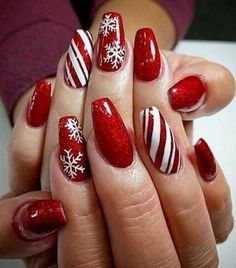 Check out my latest blog article:  Trendy Nail Art Techniques For The Holiday Season  👉🏽👉🏽 https://nue.is/m7beNh   #nails #nailsart #summerynails Simple Christmas Nails, Yellow Nails Design, Red Christmas Nails, Red Acrylic Nails, Holiday Nail Designs, Christmas Nails Easy, Cute Christmas Nails, Christmas Gel Nails, Colorful Nails