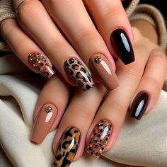 Geometric Nail Designs, Extra Birthday Nails, Leopard Nail Designs, Classy Baddie Nails, New Year Nails, Cow Prints, Uñas Ideas, Cheetah Nail Designs, Classy Baddie