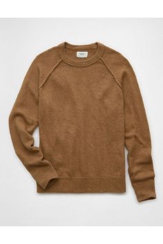 Super soft sweater knit/Crew neck/Ribbed collar, cuffs & hem/Raglan construction/This sweater is Real Good: Made with the planet in mind & a promise to continue to do better. Raglan Sweater, Do Better, Soft Sweater, Cozy Cabin, Deck The Halls, Softest Sweater, Sweater Knit, American Eagle Outfitters, Women's Jeans