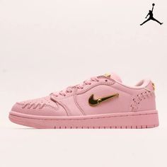 Air Jordan 1 Low Method of Make 'Perfect Pink' FN5032-600 Luxury Pink Sneakers For Spring, Air Jordan 1 Low Pink, Jordan 1 Low Pink, Rose Pastel, Air Jordan 1 Low, Perfect Pink, Jordan 1 Low, Air Jordan 1, Jordan 1