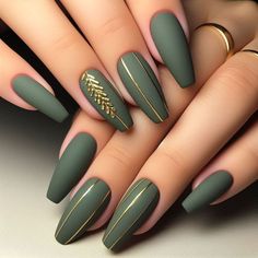 Black And Olive Nails, Olive Gold Nails, Matte Black With Gold Nails, Fall Nails For Olive Skin Tone, Matte Hunter Green Nails, Army Green Fall Nails, Black And Olive Green Nails, Olive Green And White Nails, Olive Fall Nails