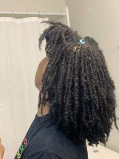 #locs #locstyles #microlocs Moisturize Locs, Low Density Microlocs, Caring For Microlocs, Diy Microlocs Installation, How To Take Care Of Micro Locs, Microlocs Hairstyles, Feminine Locs, Microlocs Retie, Locs Inspiration