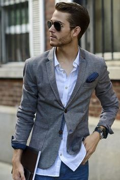 Faça seu estilo no Atelier das Gravatas - atelierdasgravatatas.com.br ... Simple and great. Jacket Formal, Formal Men, Spring Outfits Men, Gray Blazer, Mens Spring Fashion, Sharp Dressed Man, Well Dressed Men, Roll Up Sleeves, Mens Fashion Summer