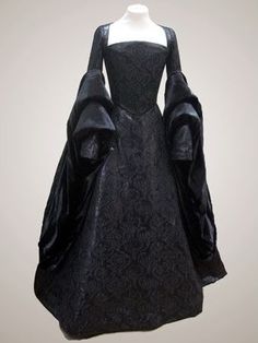 Medieval Dress Black, Black Medieval Gown, 1500s Dress, Black Medieval Dress, Damask Gown, Gaun Abad Pertengahan