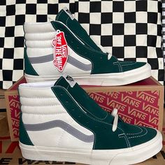 Low Top Vans, Burgundy Sneakers, Grey Vans, Skater Shoes, Authentic Vans, Black Platform Shoes, Blue Vans, Retro Sport, Vans Blue