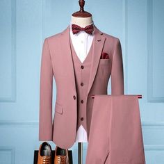 Business Suit Men, Rosé Suit, Men Suit Wedding, Evening Suit, Groomsmen Outfits, Dinner Suit