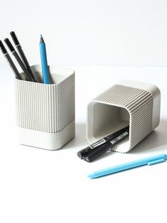 Add a touch of modern artistry to your desk with our Concrete Pen Holder with Abstract Irregular Design. Made from high-quality concrete, this pen holder boasts an unconventional shape that brings a stylish and edgy vibe to your workspace. Perfect for keeping your pens and office supplies neatly organized, it also serves as a decorative piece that enhances your desk's overall look. Whether for a home office, studio, or as a distinctive gift, this pen holder merges practical use with a striking design. Material:ConcreteSize:8cm(L)*8cm(W)*11cm(H) (1 inch=2.54cm) Concrete Containers, 200 Dollars, Cement Molds, Unique Office, Tanah Liat, Concrete Cement, Air Plant Holder, Chapstick Holder, Makeup Brush Holders