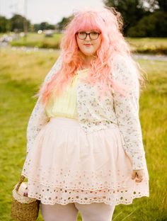 Cupcake's Clothes Blog ❤❤ Georgina's craft room Pastel Closet, Trashion Fashion, Fat Positive, Creative Outfits, Knit Tights, Asos Tops, Vintage Style Dresses, Looks Style