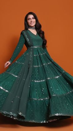 Lenhga Design Simple, Pakistani Fashion Casual Frocks, Long Frocks Pakistani, Ayeza Danish, Eastern Clothes, Dresses Patterns, Desi Vibes, Gown Designs, Dress Styling