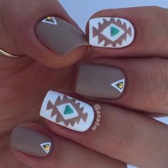 press on nails heart Punchy Nails Designs, Fall Western Nails, Country Nail Designs, Aztec Nail Designs, Western Nail Art, Aztec Nail Art, Turquoise Nail Designs, Rodeo Nails, Cowboy Nails