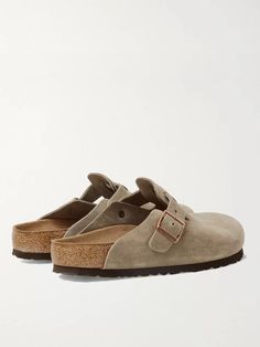 Don't be fooled into thinking Birkenstock clogs are simply chosen for comfort and not style, they're worn by countless well-dressed men. Made in Germany from soft suede, this closed-toe 'Boston' pair is built with the brand's signature moulded footbeds and gripped rubber soles. The buckled strap can be adjusted for the perfect fit. Mens Boston Birkenstock, Mens Burken Stocks, Birkenstock Boston’s, Dress Shoes Men Clogs & Mules, Men’s Clogs Birkenstock, Men’s Clogs, Mens Birkenstock Clogs, Mens Birkenstock Clogs Outfit, Burken Stocks Shoes