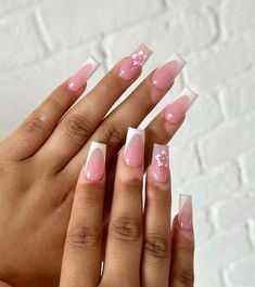 Cute Nails Acrylic Summer 2024, Acrylic Nail Trends 2024, Summer Gel Nail Designs 2024, Acrylic Nail Designs Summer 2024, Cute Nail Ideas For Summer 2024, Cute Summer Beach Nails, Nail Inspiration Summer 2024 Square, Square Summer Nails 2024, Nails Ideas Summer 2024