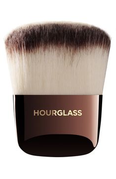 What it is: A synthetic-bristle brush with a full, slightly rounded head and a short handle.What it does: Designed for use with liquid, cream or powder products, this brush is made from high-grade ultrasoft Taklon bristles and features a weighted metal handle that provides control for effortless blending and application. Style Name:Hourglass Ambient Powder Brush. Style Number: 1024854. Available in stores. Cute Pixie Haircuts, Hourglass Ambient, Hair Paste, Hourglass Makeup, Chic Over 50, Hourglass Cosmetics, Makeup Powder, Brush Makeup, Juice Beauty