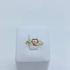 10k Gold Ring Heart Women’s Or Girls New Jewelry This Item A Size 6.5 Yellow And Rose Gold Includes A Box Check Out My Other Jewelry ************ Anillo De Mujer O Nia De 10k De Oro Slido Corazn Joyeria Nueva Esta Sortija Es Tamao 6.5 Incluye Cajita Vea Mi Pgina Para Ver Ms Joyas Sku 5774 14k White Gold Heart Promise Ring, 14k Gold White Heart Promise Ring, White 14k Gold Heart Promise Ring, White 14k Gold Heart Shaped Ring, Fine Jewelry Heart Ring With Charm, Gold Plated Heart Ring For Wedding, White 14k Gold Heart Ring For Promise, White 14k Gold Heart Cut Heart Ring, 14k Gold Heart Ring Fine Jewelry