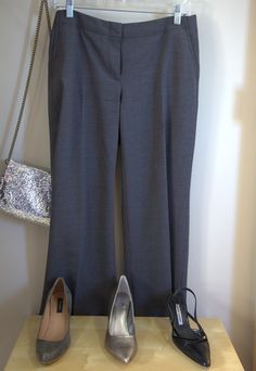 Shoes With Navy Dress, What Shoes To Wear, Boutique Inspiration, Navy Dress Pants, Color Shoes, Color Pants, Colored Pants, Design Guide