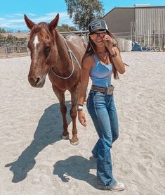 Traje Cowgirl, Country Girl Aesthetic, Cute Western Outfits, Country Outfits Women, Cute Cowgirl Outfits, Casual Country Outfits, Cowgirl Style Outfits, Southern Outfits