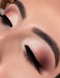 Quinceanera Makeup, Rose Gold Eye Makeup, Glam Wedding Makeup, Gold Eye Makeup, Pink Eye Makeup, Wedding Day Makeup