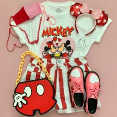 Kawaii Disney Outfit, Disney Outfits 2022, Dessert For 2, Kids Disney Outfits, Disney Ootd, Disney Bound Outfits Casual, Disney Trip Outfits, Disney Outfits Women, Princess Inspired Outfits