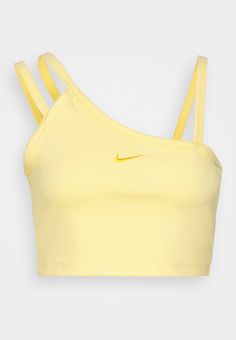 Sporty Outfits Nike, Adidas Women Fashion, Slim And Sassy, Nike Top, Yellow Nikes, Nike Gold, Nike Tank, Tan Top, Nike Tank Tops