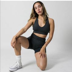 The Shorts Come With Matching Sports Bra The Shorts That Are Designed With You In Mind, Which Means That They Stay In Place And Move With You Throughout Your Workouts. Our Shorts Are High Wasited, So You Don't Have To Worry About Pulling Them Up, And Are Made Out Of High Quality Fabric, They Seriously Feel So Soft Like Butter. Quick-Dry Fabric High Waisted Shorts 4 Way Stretch 90% Nylon, 10% Spandex Gray Short Activewear For Loungewear, Gray Jogging Shorts, Gray Athleisure Shorts For Jogging, Gray Short Leg Activewear For Gym, Gray Sporty Jogging Shorts, Sporty Gray Jogging Shorts, Fitted Sporty Shorts For Jogging, Gray Sportswear Athletic Shorts For Yoga, Sporty Fitted Shorts For Jogging