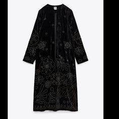 Long Open Velvet Kimono With Long Sleeves. Contrast Bead Appliqu Festive Black Spring Outerwear, Festive Black Outerwear With Floral Embroidery, Oversized Jean Jacket, Embroidered Kimono, Velvet Kimono, Kimono Coat, Pleated Shirt, Light Coat, Safari Jacket