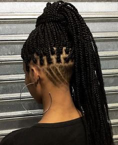 Haircut With Design, Back Undercut, Big Chop Hairstyles, Undercut Haircut, Edgy Haircuts