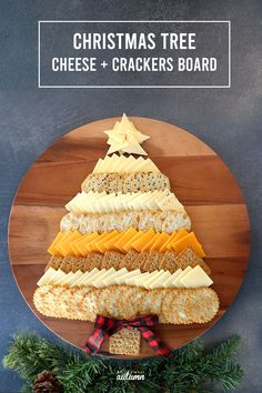 In today’s post: This Christmas tree cheese board is easy to put together and looks great on your holiday table. So you might be thinking: why would I make a Christmas tree shaped cheese and Cheese And Crackers Board, Christmas Tree Cheese Board, Tree Cheese Board, Christmas Tree Cheese, Cheese Board Easy, Holiday Appetizers Christmas, Best Christmas Appetizers, Holiday Appetizers Easy, Christmas Cheese