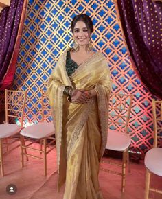 Pratiksha Honmukhe, Rajasthani Wedding, Wedding Lookbook, Bride Photos, Pranali Rathod, Bride Photo, Indian Fashion Dresses, Indian Beauty Saree, Indian Bride