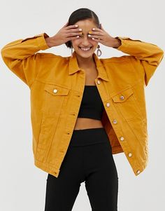 Yellow Jean Jacket Outfit, Yellow Denim Jacket Outfit, Mustard Jacket Outfit, Yellow Jacket Outfit, Denim Jacket Outfit Ideas, Oversized Denim Jacket Outfit, Yellow Denim Jacket, Mustard Jacket, Jacket Outfit Ideas