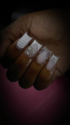 Instagram Cute White Acrylic Nail Designs, Nail Art Designs On White Nails, Nail Inspo Ideas Acrylic, Short Nail Birthday Designs, Nail Ideas White With Design, 15 Birthday Nails Ideas, All White Nails With Charms, 18th Bday Nails Ideas, Cute Nail Designs Square